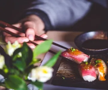 Düsseldorf: Sushi, Sake & Little Tokyo Tour